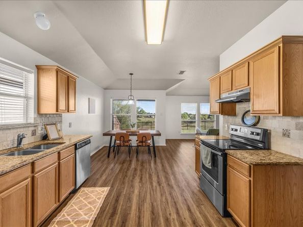 1156  Mustang Ridge Drive , Fort Worth Texas 76052