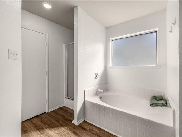 1156  Mustang Ridge Drive , Fort Worth Texas 76052