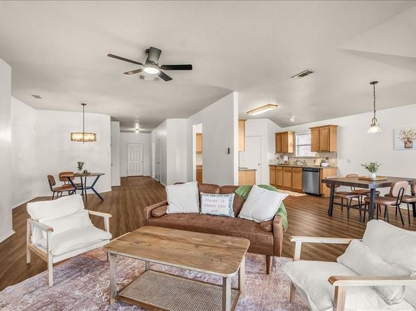 1156  Mustang Ridge Drive , Fort Worth Texas 76052