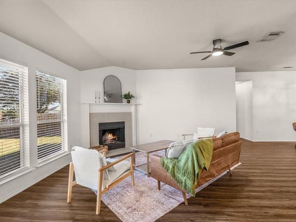 1156  Mustang Ridge Drive , Fort Worth Texas 76052