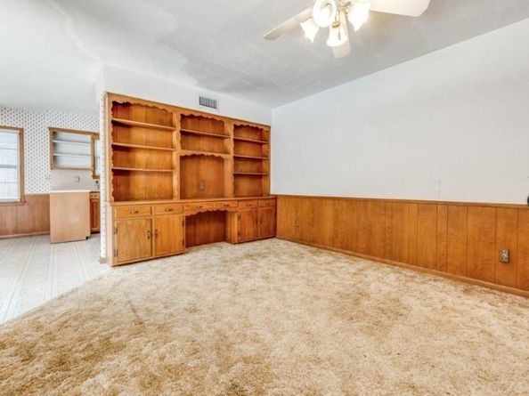 6225  Berryhill Street , Dallas Texas 75231