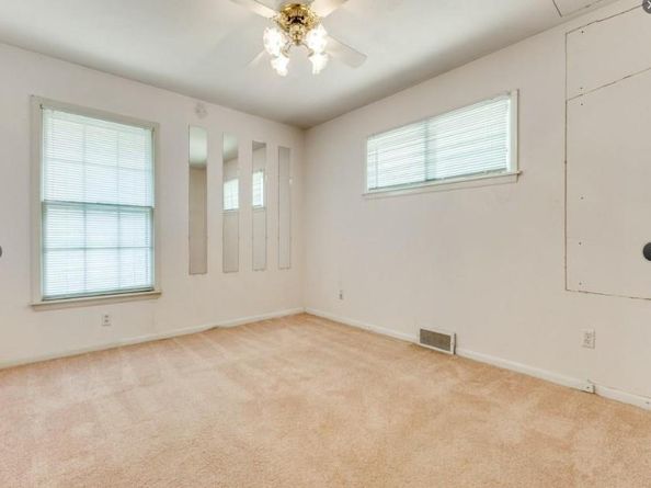 6225  Berryhill Street , Dallas Texas 75231