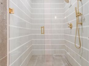 2430  Victory Park Lane  3204, Dallas Texas 75219