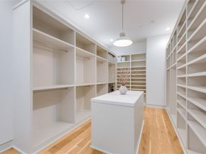 2430  Victory Park Lane  3204, Dallas Texas 75219