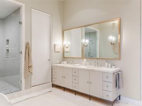 2430  Victory Park Lane  3204, Dallas Texas 75219