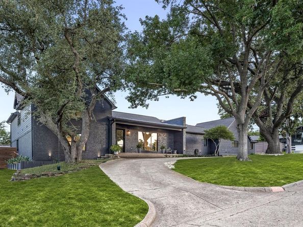 7720  Idlewood Lane , Dallas Texas 75230