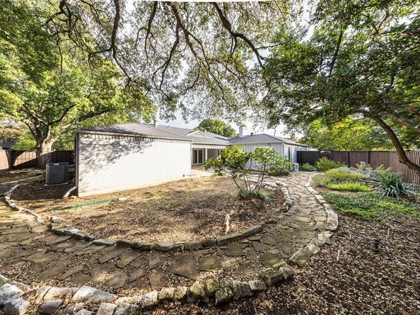 6954  Leameadow Drive , Dallas Texas 75248