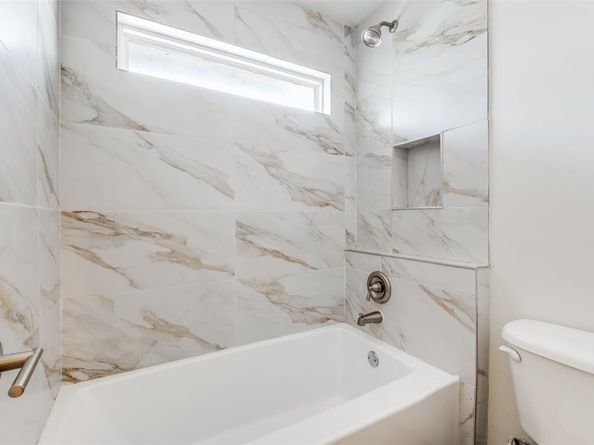 4058  Buena Vista Street  A, Dallas Texas 75204