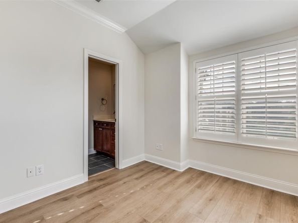 4058  Buena Vista Street  A, Dallas Texas 75204