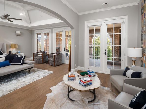 6434  Orchid Lane , Dallas Texas 75230