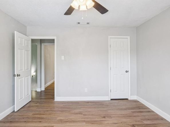 8036  Woodhue Circle , Dallas Texas 75228