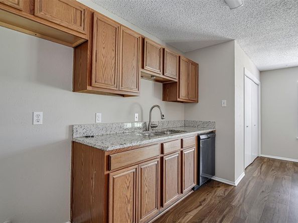 5419  Vermillion Trail , Arlington Texas 76017