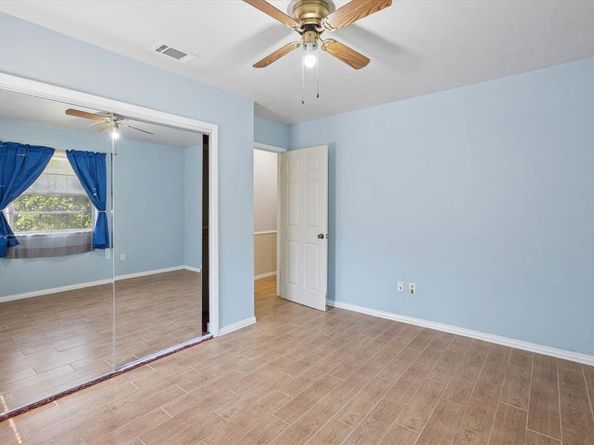 1113  2nd Street , Grand Prairie Texas 75051