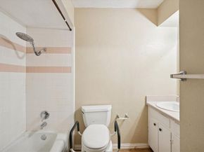 1113  2nd Street , Grand Prairie Texas 75051