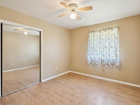 1113  2nd Street , Grand Prairie Texas 75051