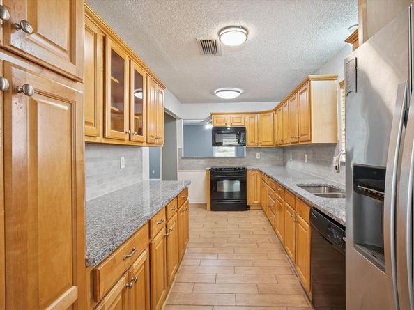 1113  2nd Street , Grand Prairie Texas 75051