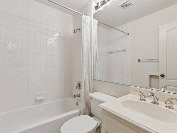 1404  Waterside Drive , Dallas Texas 75218