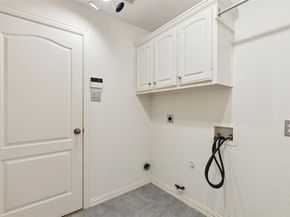 1404  Waterside Drive , Dallas Texas 75218