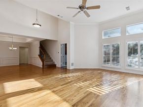 1404  Waterside Drive , Dallas Texas 75218