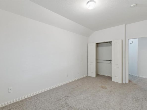 1404  Waterside Drive , Dallas Texas 75218