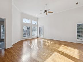 1404  Waterside Drive , Dallas Texas 75218