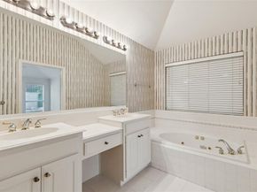 1404  Waterside Drive , Dallas Texas 75218