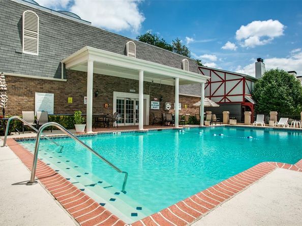 15909  Archwood Lane  1026, Dallas Texas 75248