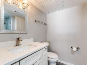 15909  Archwood Lane  1026, Dallas Texas 75248