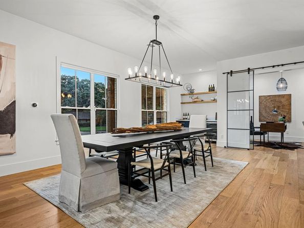 10424  Remington Lane , Dallas Texas 75229