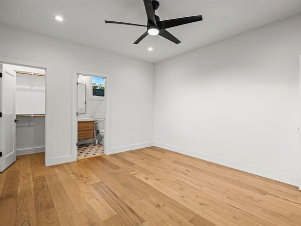 10424  Remington Lane , Dallas Texas 75229