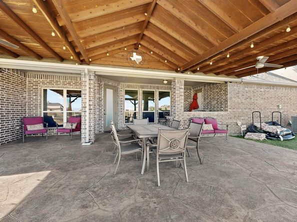 2575  Wincrest Drive , Rockwall Texas 75032