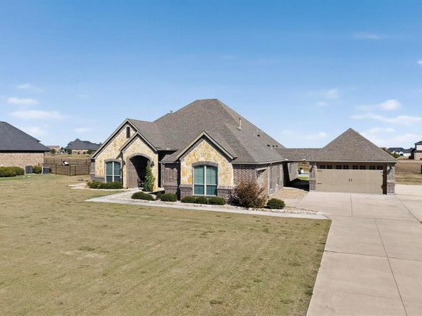 2575  Wincrest Drive , Rockwall Texas 75032