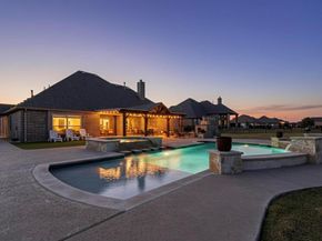 2575  Wincrest Drive , Rockwall Texas 75032