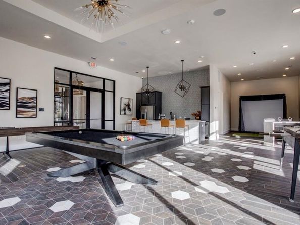 2649  La Altura Lane , Dallas Texas 75212