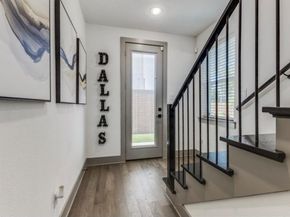 2649  La Altura Lane , Dallas Texas 75212