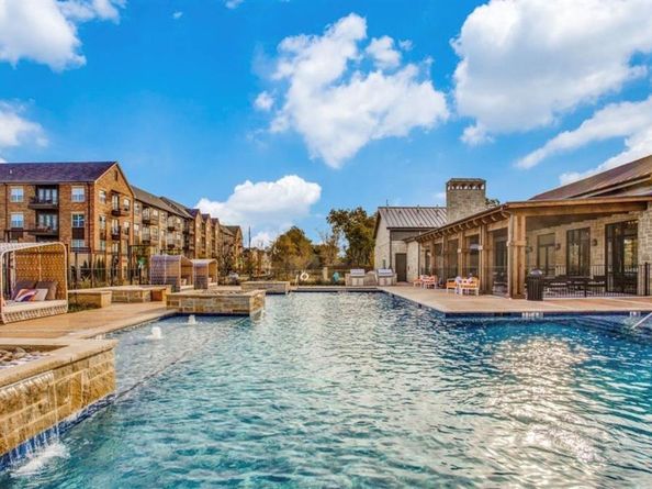 2649  La Altura Lane , Dallas Texas 75212