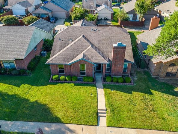 9416  Cedar Run Drive , Dallas Texas 75227