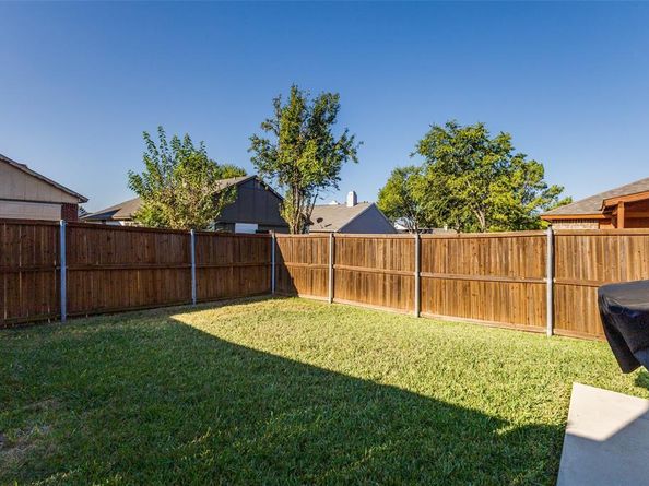 9416  Cedar Run Drive , Dallas Texas 75227