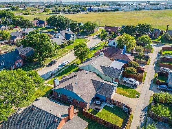 9416  Cedar Run Drive , Dallas Texas 75227
