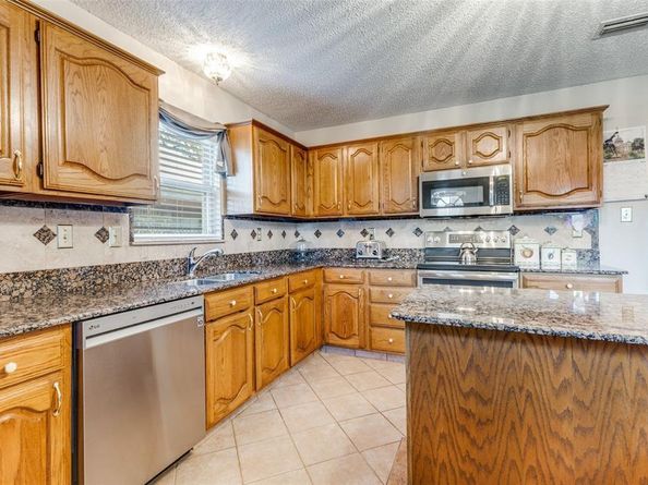 9416  Cedar Run Drive , Dallas Texas 75227