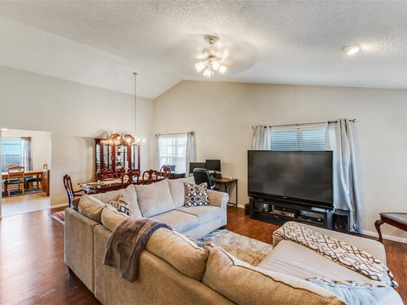 9416  Cedar Run Drive , Dallas Texas 75227