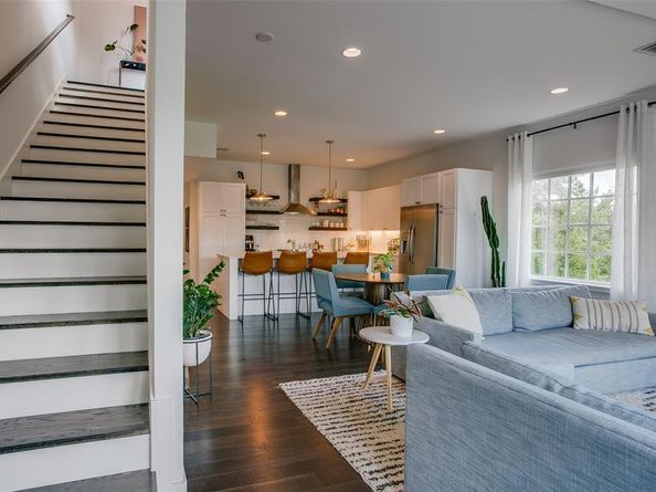 603  Finley Court , Dallas Texas 75208