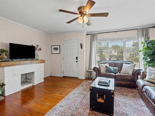 3800  Lafayette Avenue , Fort Worth Texas 76107