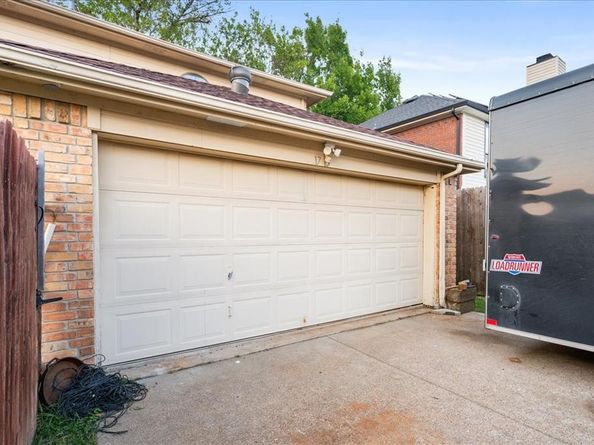 1713  Creek Valley Road , Mesquite Texas 75181