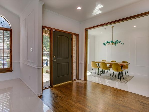 11103  Manorview Circle , Dallas Texas 75228
