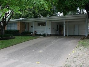 1815  John Smith Drive , Irving Texas 75061