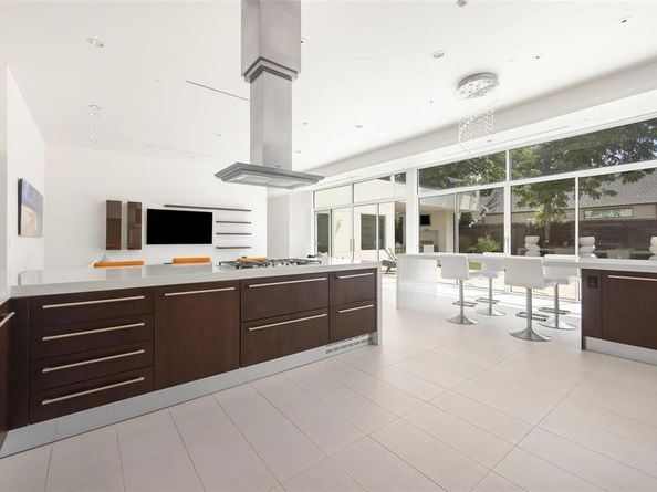 5903  Lakehurst Avenue , Dallas Texas 75230