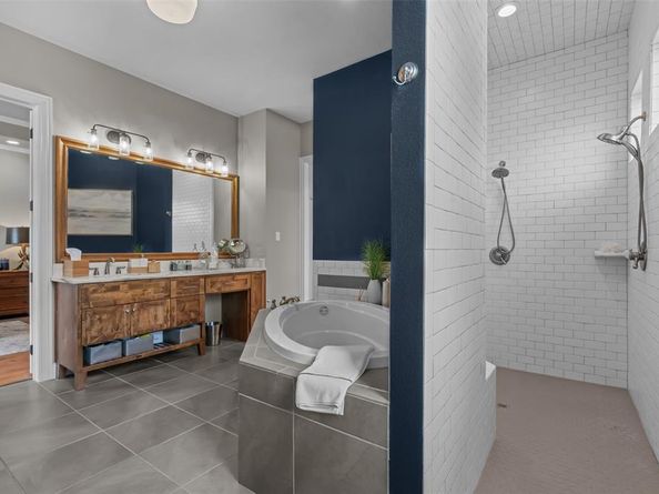 12317  Bella Colina Drive , Fort Worth Texas 76126