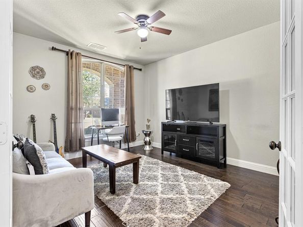 804  Bandelier Lane , Mansfield Texas 76063