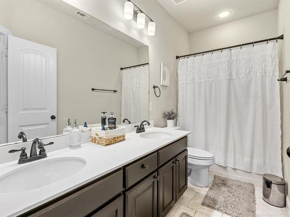 804  Bandelier Lane , Mansfield Texas 76063